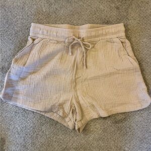 H&M High Waist Linen Beige Shorts
